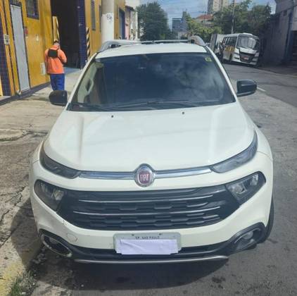 FIAT TORO 2.0 16V TURBO DIESEL VOLCANO 4WD AT9